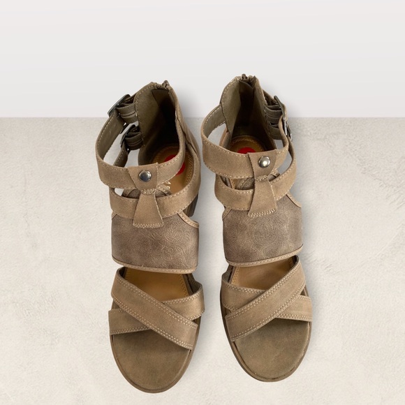 Rampage Block Heel Shoes - Picture 4 of 13